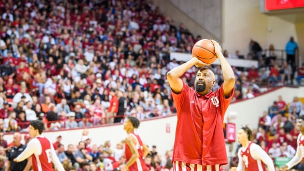 Indiana Head Coach Mike Woodson shoots during Hoosier Hysteria for the basketball programs at Simon Skjodt Assembly Hall on Friday, Oct. 7, 2022.
